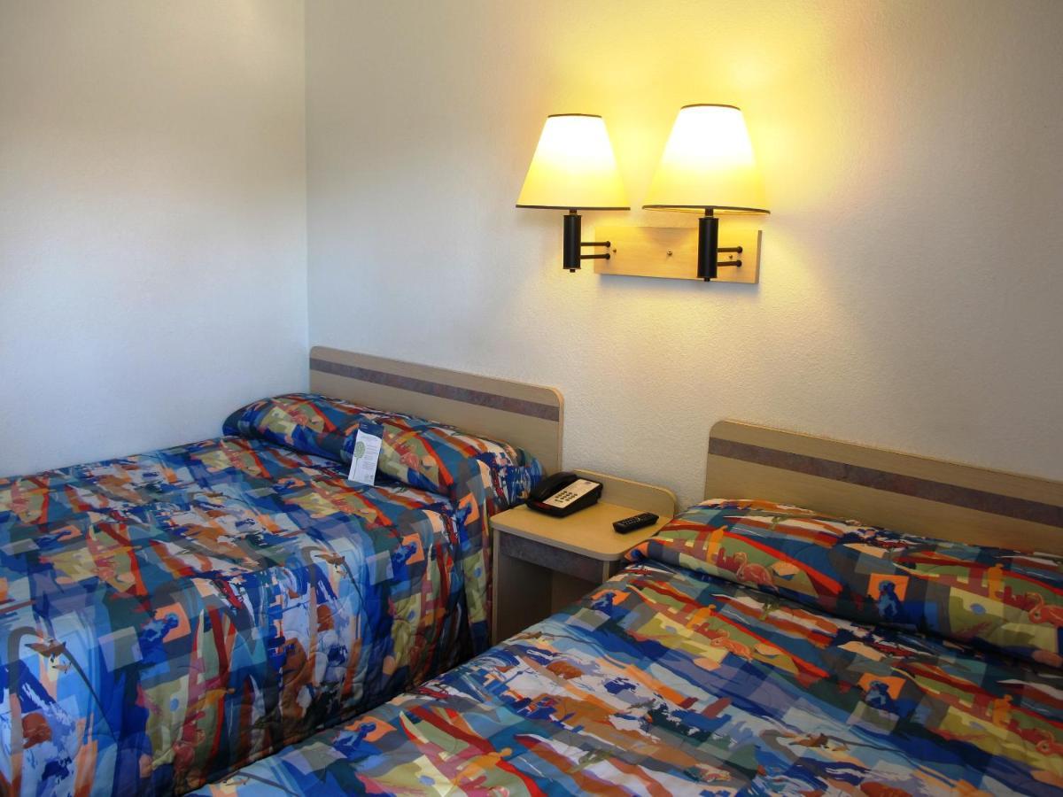 Motel 6 Ontario, Or Kültér fotó